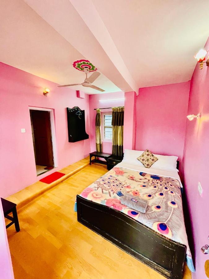 Hotel Santana Pokhara Eksteriør bilde