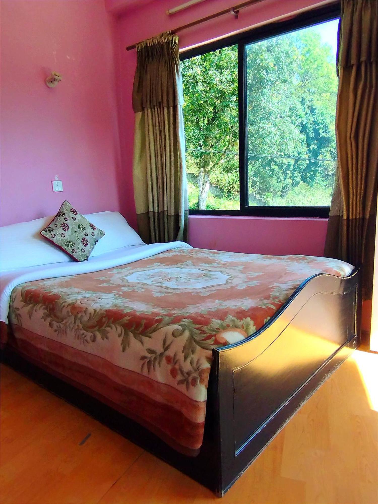 Hotel Santana Pokhara Rom bilde