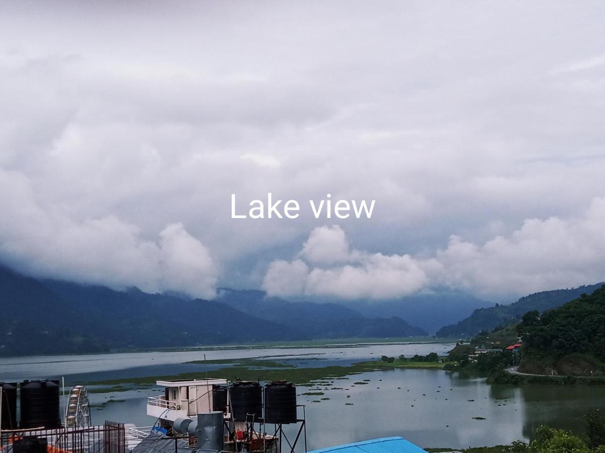 Hotel Santana Pokhara Eksteriør bilde