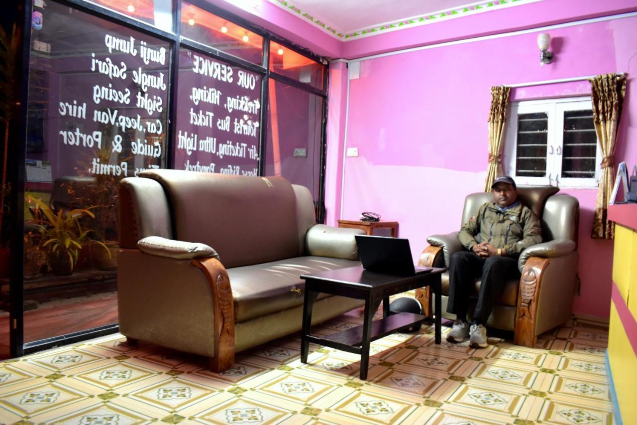 Hotel Santana Pokhara Eksteriør bilde